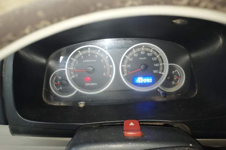 Used CHANGAN KAICHENG Taurus 2013 1.2L Standard Version Instrument Cluster