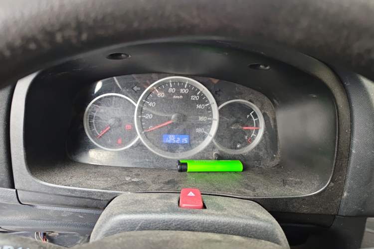Used CHANGAN KAICHENG Taurus 2013 1.2L Standard Version Instrument Cluster