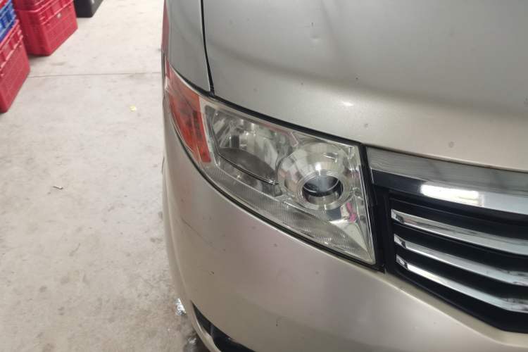 Used CHANGAN KAICHENG Taurus 2013 1.2L Standard Version Right Front Headlight