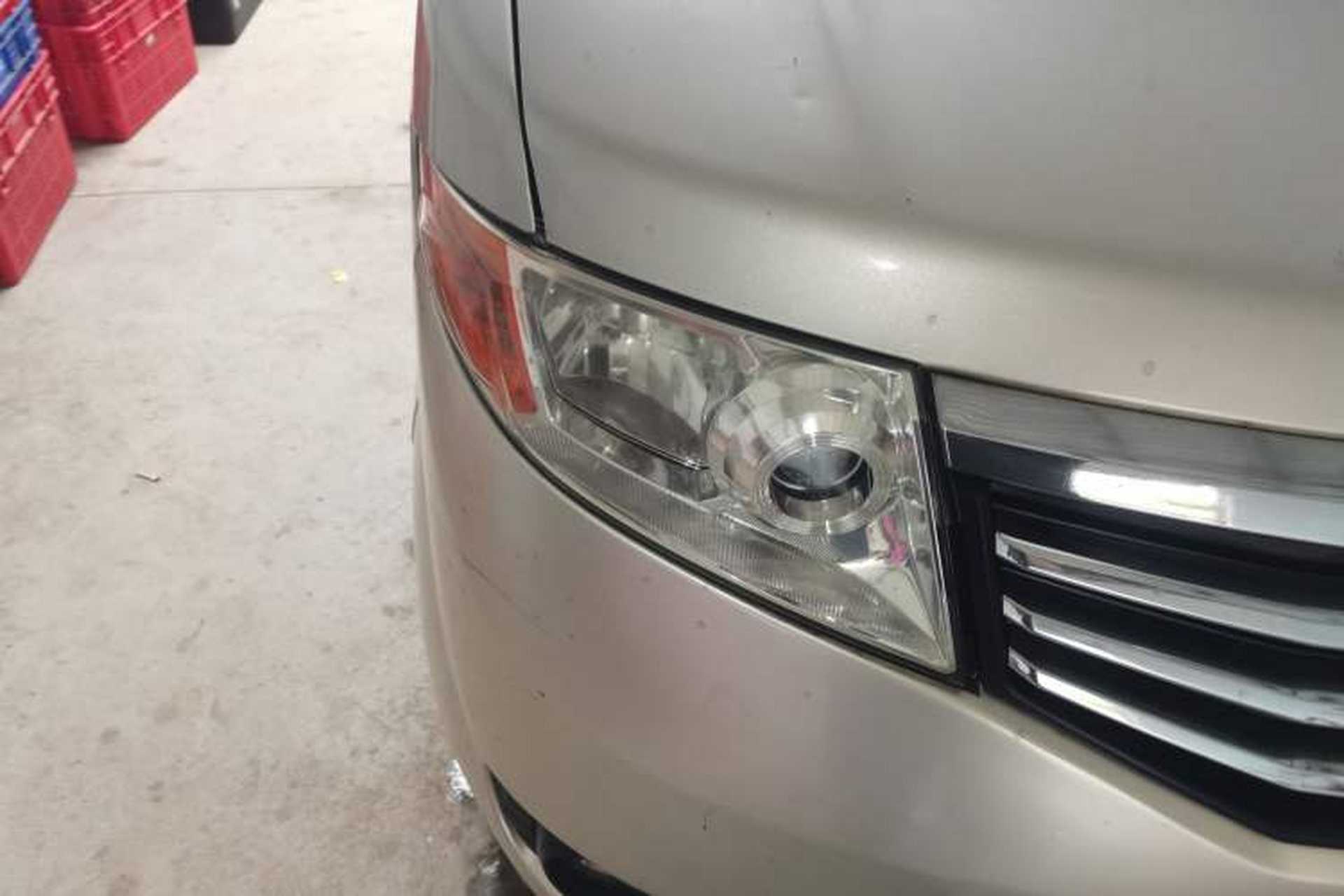 Used CHANGAN KAICHENG Taurus 2013 1.2L Standard Version Right Front Headlight