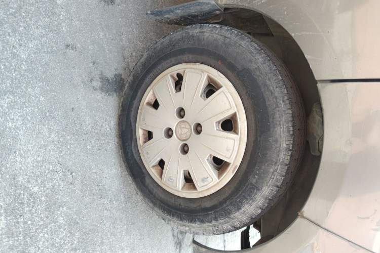 Used CHANGAN KAICHENG Taurus 2013 1.2L Standard Version Right Front Wheel Hub