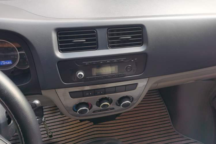 Used CHANGAN KAICHENG Taurus 2013 1.2L Comfort Model Audio And AC Panel