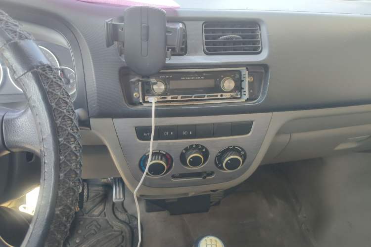 Used CHANGAN KAICHENG Taurus 2013 1.2L Comfort Model Audio And AC Panel