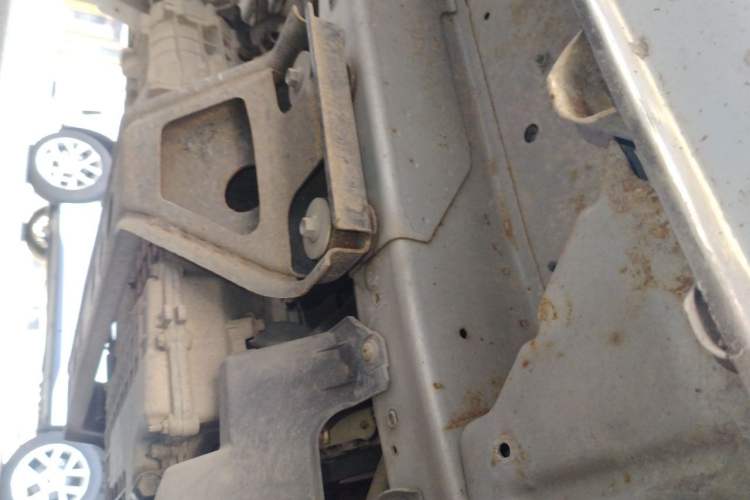 Used CHANGAN KAICHENG Taurus 2013 1.2L Standard Version Chassis Front Right