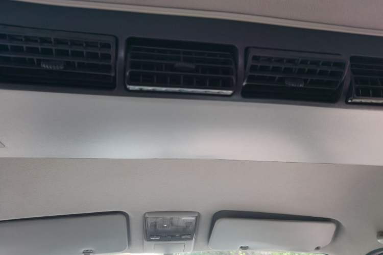 Used CHANGAN KAICHENG Taurus 2013 1.2L Comfort Model Headliner