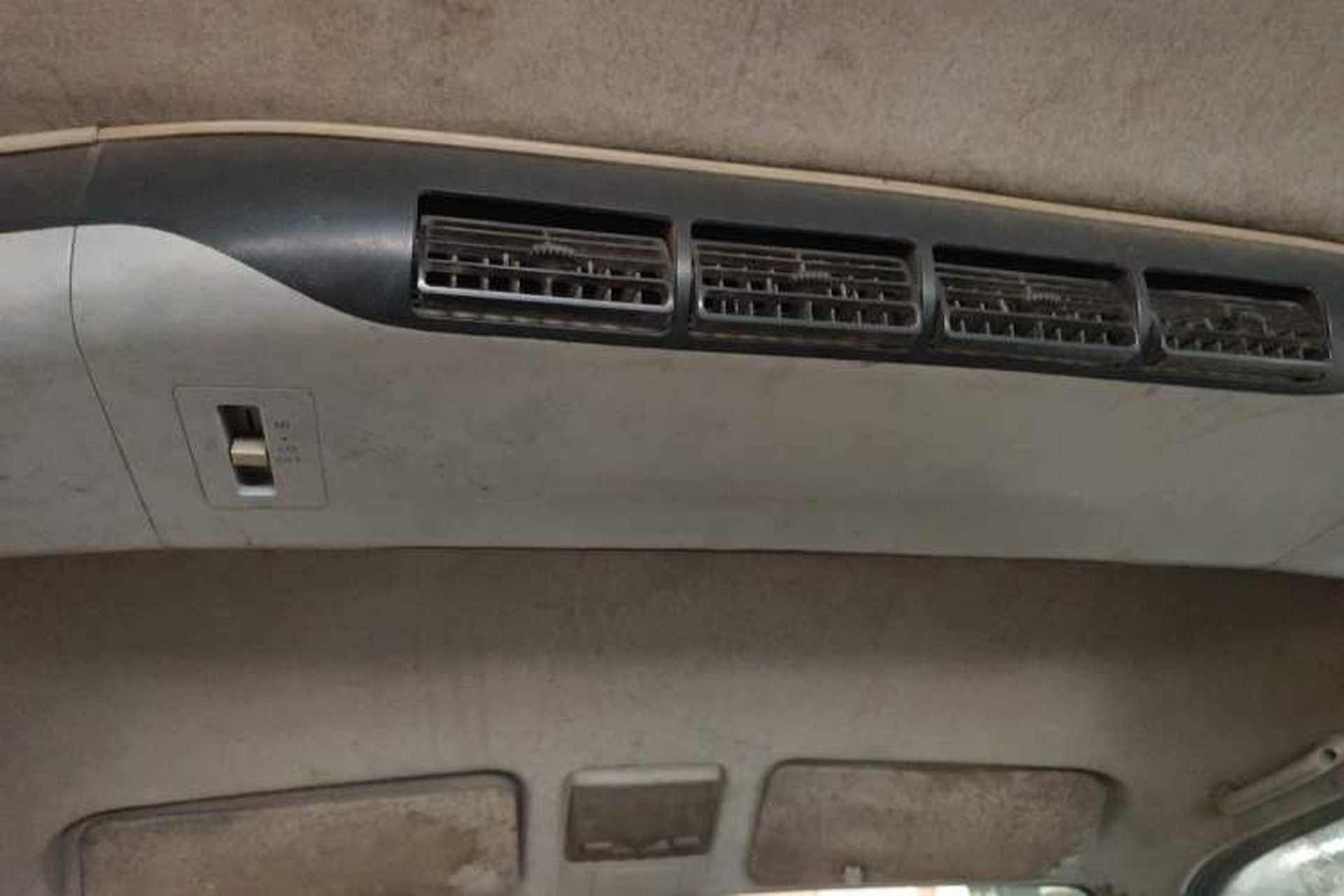 Used CHANGAN KAICHENG Taurus 2013 1.2L Standard Version Headliner