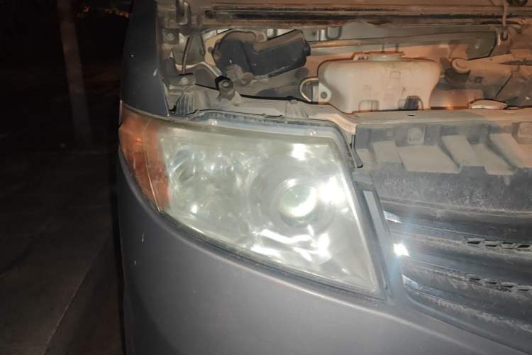 Used CHANGAN KAICHENG Taurus 2013 1.2L Comfort Model Right Front Headlight