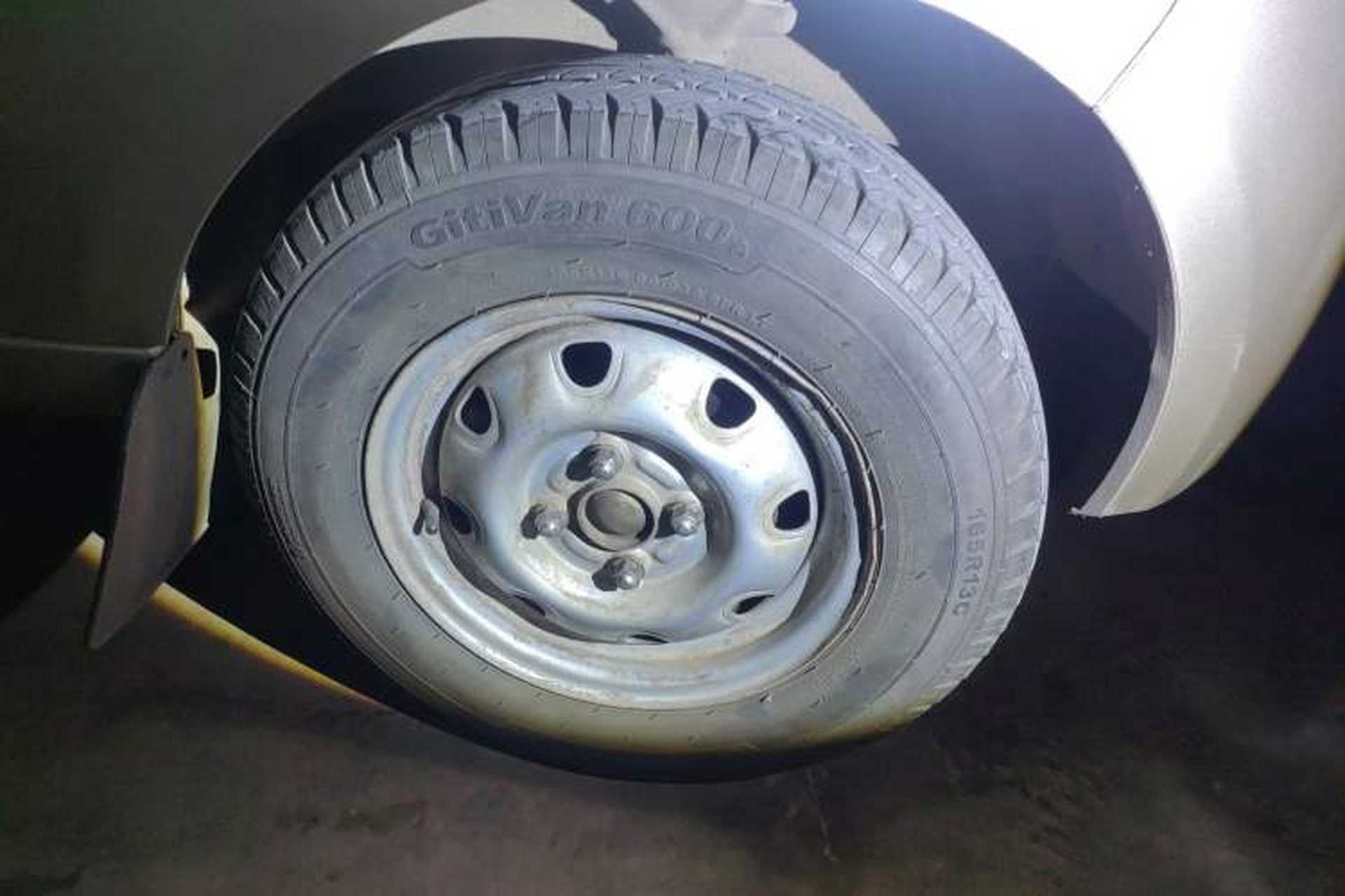 Used CHANGAN KAICHENG Taurus 2013 1.2L Elite Model Right Front Wheel Hub