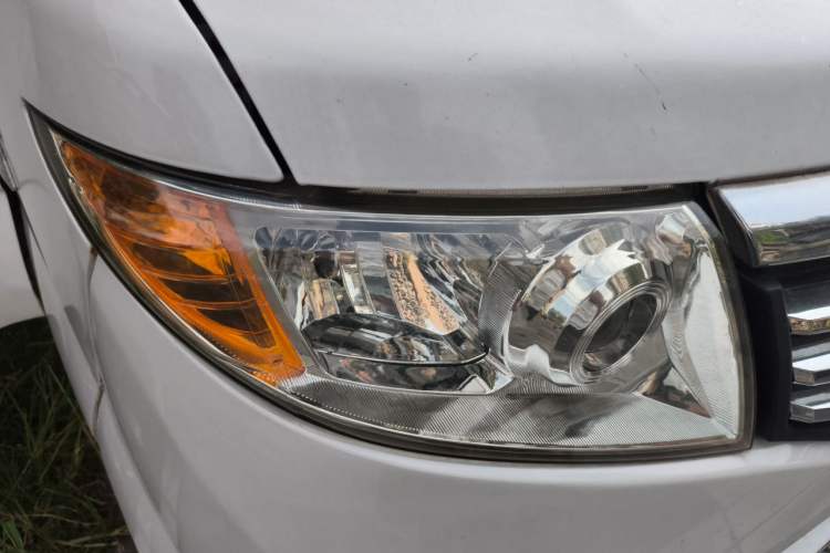Used CHANGAN KAICHENG Taurus 2013 1.2L Elite Model Right Front Headlight