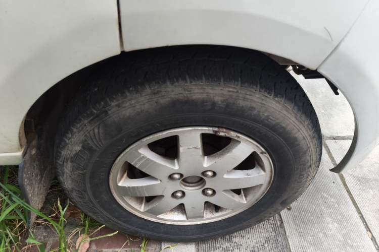 Used CHANGAN KAICHENG Taurus 2013 1.2L Elite Model Right Front Wheel Hub