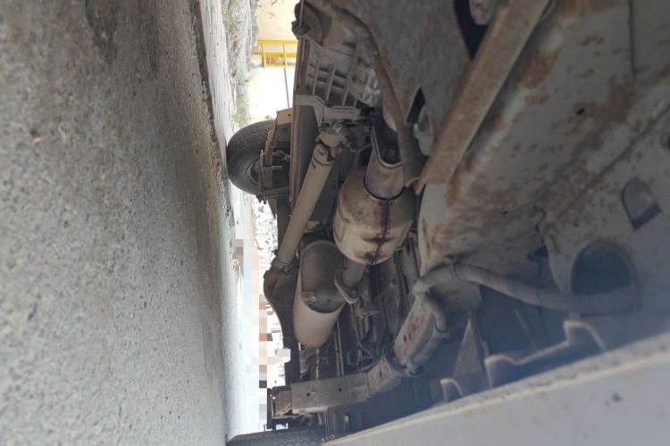Used CHANGAN KAICHENG Taurus 2013 1.2L Standard Version Chassis Front Left