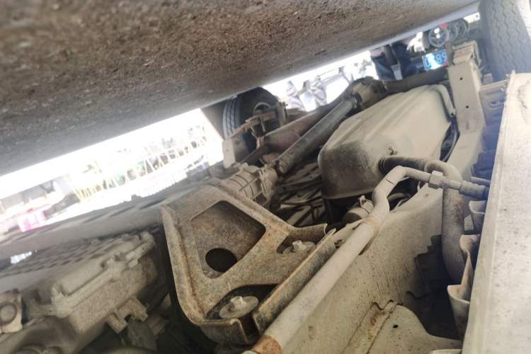 Used CHANGAN KAICHENG Taurus 2013 1.2L Comfort Model Chassis Front Right
