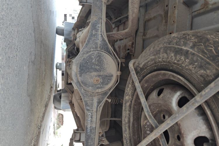 Used CHANGAN KAICHENG Taurus 2013 1.2L Standard Version Chassis Rear