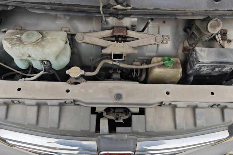 Used CHANGAN KAICHENG Taurus 2013 1.2L Elite Model Engine Bay