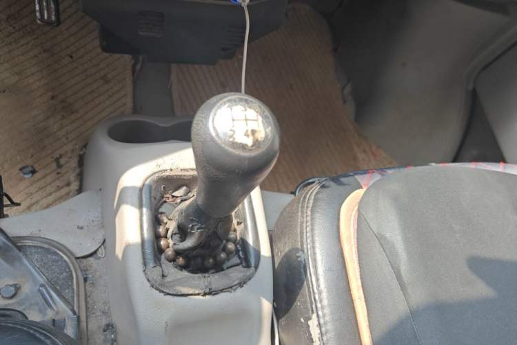 Used CHANGAN KAICHENG Taurus 2013 1.2L Comfort Model Gear Lever