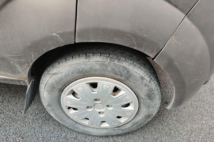 Used CHANGAN KAICHENG Taurus 2013 1.2L Standard Version Right Front Wheel Hub