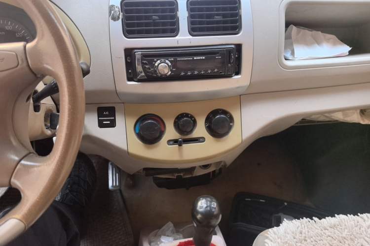 Used CHANGAN KAICHENG Xingguang 4500 2007 1.3L - SC6645 Standard Version Audio And AC Panel