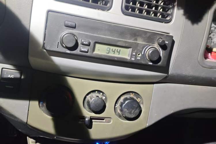 Used CHANGAN KAICHENG Xingguang 4500 2007 1.3L - SC6443 Base Version Audio And AC Panel