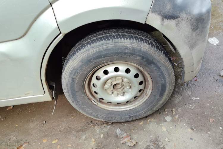 Used CHANGAN KAICHENG Xingguang 4500 2007 1.3L - SC6443 Base Version Right Front Wheel Hub