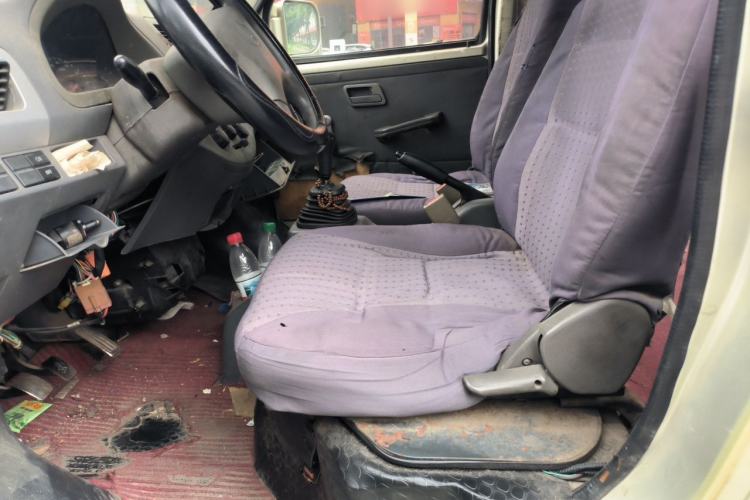 Used CHANGAN KAICHENG Xingguang 4500 2012 1.3L Base Version 4G13S1 Left Front Seat