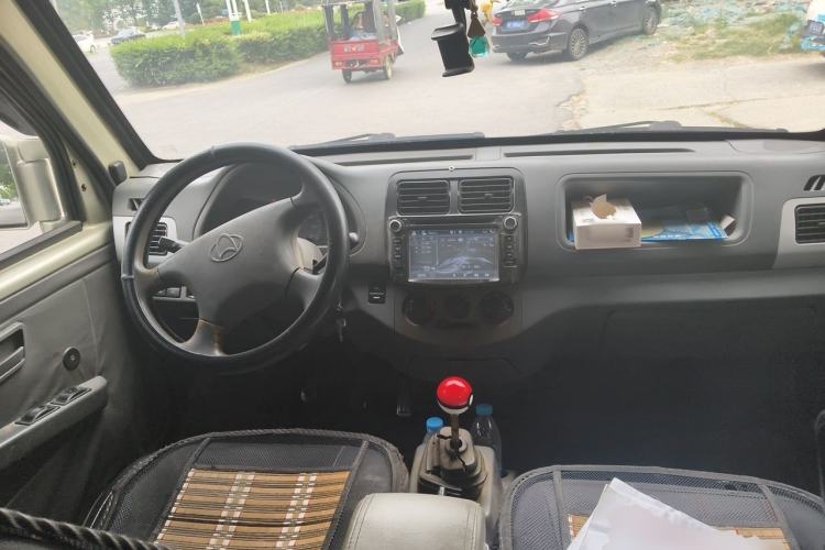 Used CHANGAN KAICHENG Xingguang 4500 2012 1.3L Standard Version 4G13S1 Center Console