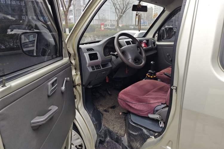 Used CHANGAN KAICHENG Xingguang 4500 2012 1.3L Base Version 4G13S1 Driver Seat