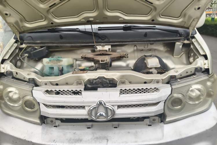 Used CHANGAN KAICHENG Xingguang 4500 2012 1.3L Standard Version 4G13S1 Engine Bay