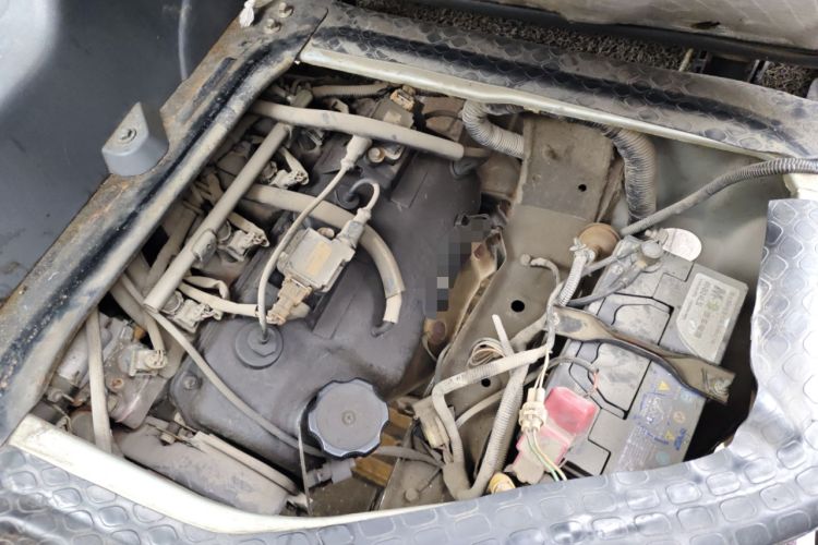 Used CHANGAN KAICHENG Xingguang 4500 2012 1.3L Base Version 4G13S1 Engine Bay Right