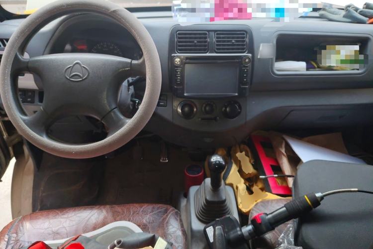 Used CHANGAN KAICHENG Xingguang 4500 2012 1.3L Base Version 4G13S1 Center Console