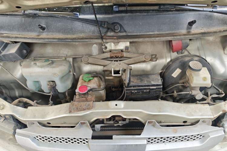 Used CHANGAN KAICHENG Xingguang 4500 2012 1.3L Base Version 4G13S1 Engine Bay