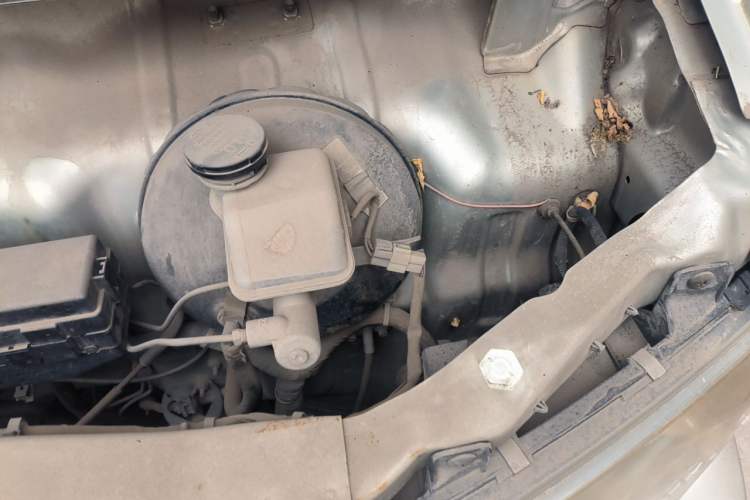 Used CHANGAN KAICHENG Xingguang 4500 2012 1.3L Base Version 4G13S1 Engine Bay Left