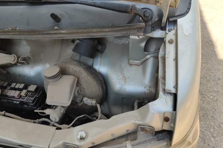 Used CHANGAN KAICHENG Xingguang 4500 2012 1.3L Base Version 4G13S1 Engine Bay Left