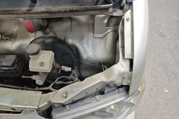 Used CHANGAN KAICHENG Xingguang 4500 2012 1.3L Base Version 4G13S1 Engine Bay Left
