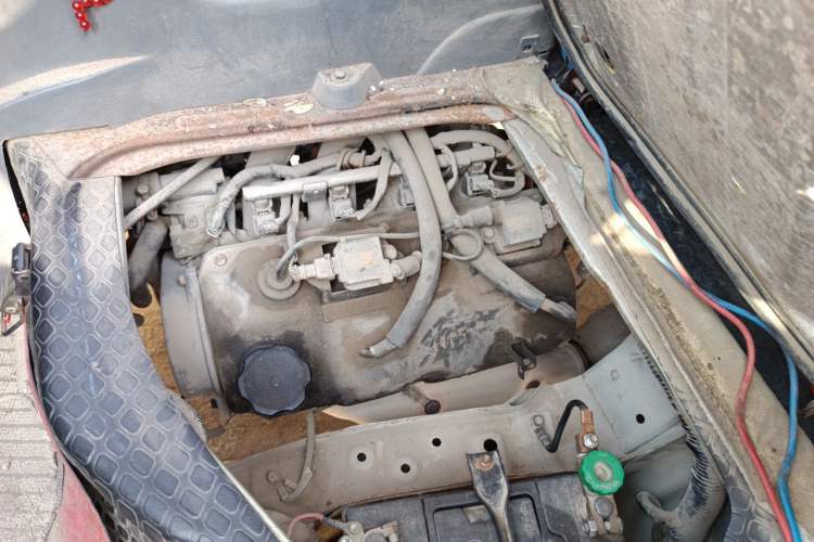 Used CHANGAN KAICHENG Xingguang 4500 2012 1.3L Base Version 4G13S1 Engine Bay Left