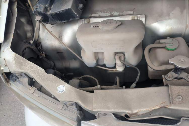 Used CHANGAN KAICHENG Xingguang 4500 2012 1.3L Base Version 4G13S1 Engine Bay Right