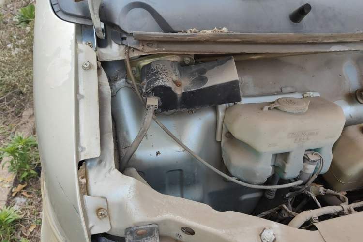 Used CHANGAN KAICHENG Xingguang 4500 2012 1.3L Base Version 4G13S1 Engine Bay Right
