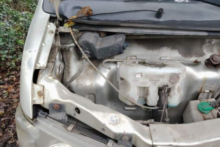 Used CHANGAN KAICHENG Xingguang 4500 2012 1.3L Base Version 4G13S1 Engine Bay Right