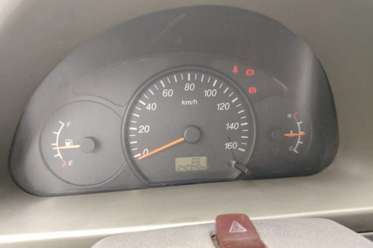 Used CHANGAN KAICHENG Xingguang 4500 2012 1.3L Base Version 4G13S1 Instrument Cluster