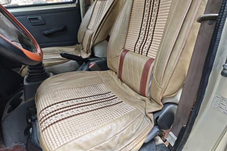 Used CHANGAN KAICHENG Xingguang 4500 2012 1.3L Base Version 4G13S1 Left Front Seat