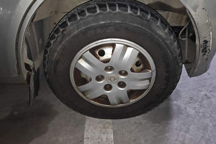 Used CHANGAN KAICHENG Xingguang 4500 2012 1.3L Base Version 4G13S1 Right Front Wheel Hub