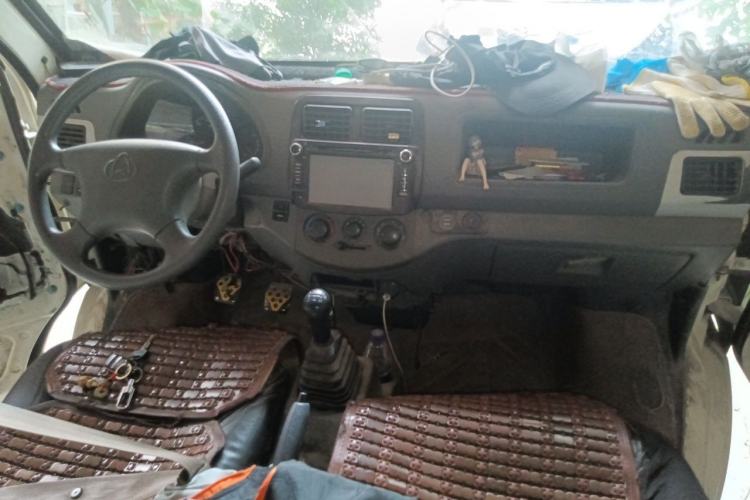 Used CHANGAN KAICHENG Xingguang 4500 2012 1.3L Base Version 4G13S1 Center Console