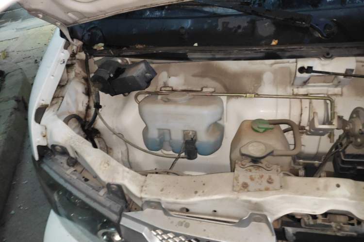 Used CHANGAN KAICHENG Xingguang 4500 2012 1.3L Base Version 4G13S1 Engine Bay Right