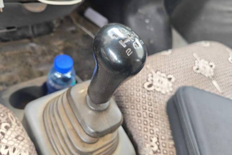 Used CHANGAN KAICHENG Xingguang 4500 2012 1.3L Base Version 4G13S1 Gear Lever