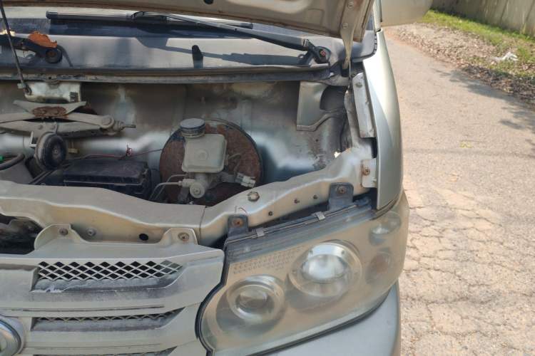 Used CHANGAN KAICHENG Xingguang 4500 2012 1.3L Base Version 4G13S1 Engine Bay Left