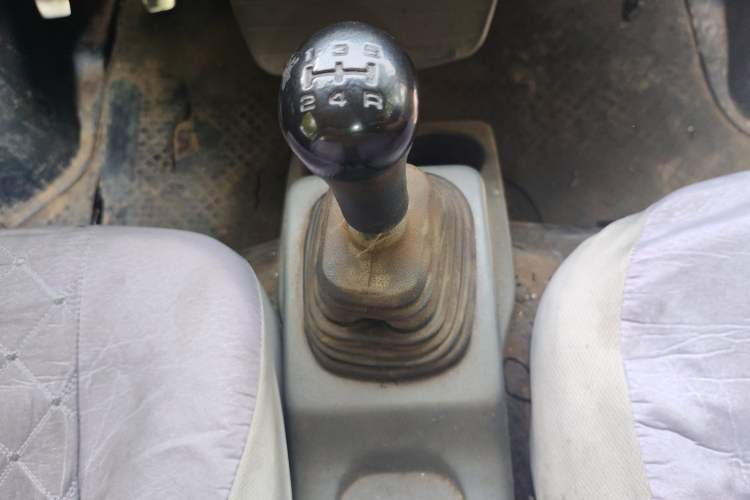 Used CHANGAN KAICHENG Xingguang 4500 2012 1.3L Base Version 4G13S1 Gear Lever