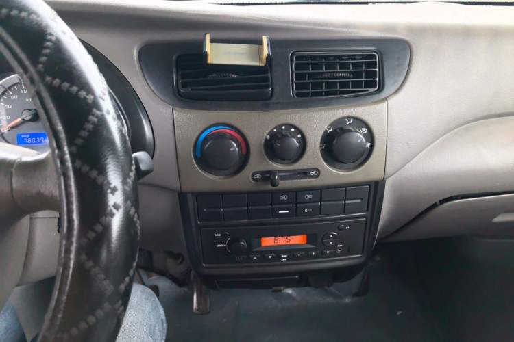 Used CHANGAN KAICHENG Xingka  Audio And AC Panel