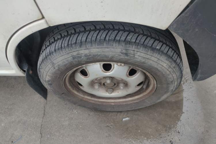 Used CHANGAN KAICHENG Xingka 2013 1.0L Base Version S201 Right Front Wheel Hub