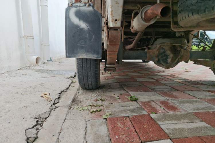 Used CHANGAN KAICHENG Xingka 2014 1.2L Base Version Chassis Rear Left