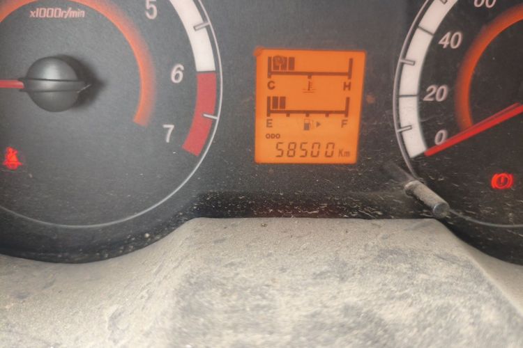 Used CHANGAN KAICHENG Xingka 2015 1.2L S201 Basic Version with Extended Length Odometer Close Up