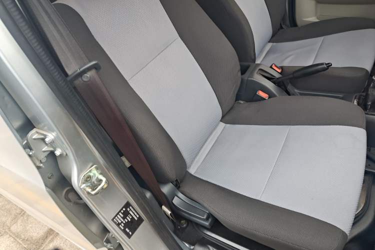 Used CHANGAN KAICHENG Xingka 2015 1.2L S201 Standard-Size Extended Right Front Seat